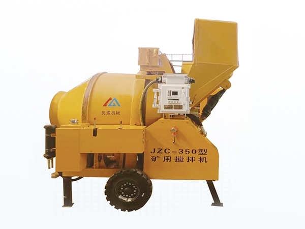 礦用濕噴臺(tái)車(chē)，礦用混凝土泵，礦用攪拌機(jī)發(fā)貨